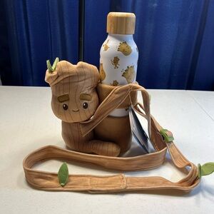 DISNEY GUARDIANS OF THE GALAXY GROOT WATER BOTTLE WITH PLUSH CARRIER NEW